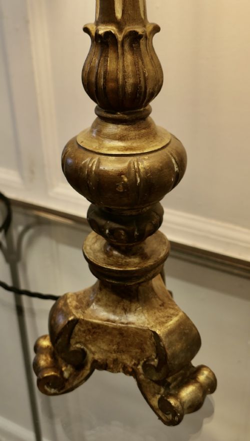 CARVED WOODEN SHABBY GILT TABLE LAMP - ADDITIONAL PHOTO 3