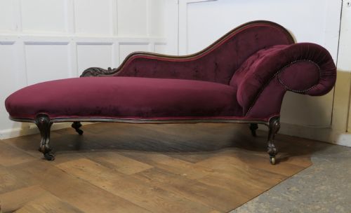Superb Early Victorian Chaise Longue or Day Bed