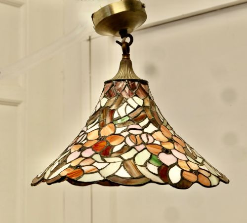 A VINTAGE TIFFANY ARTS AND CRAFTS LAMPSHADE - ADDITIONAL PHOTO 5