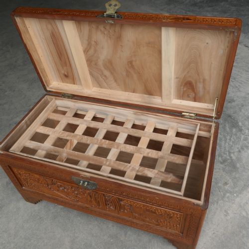 ORIENTAL CARVED CAMPHOR WOOD CHEST - ADDITIONAL PHOTO 2