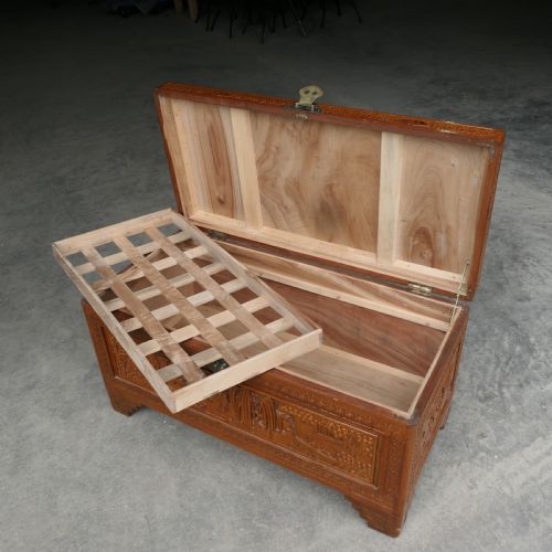 ORIENTAL CARVED CAMPHOR WOOD CHEST - ADDITIONAL PHOTO 3