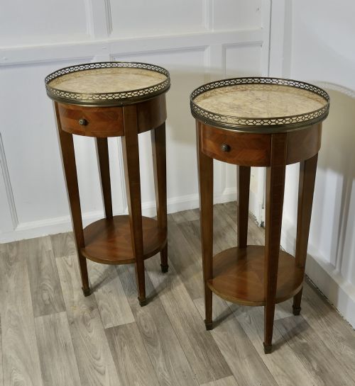 A PAIR OF FRENCH CIRCULAR SIDE TABLES WITH DRAWERS - ADDITIONAL PHOTO 1