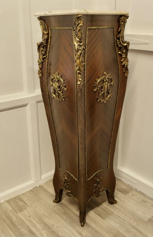 LARGE FRENCH ROCOCO WALNUT AND ORMOLU PEDESTAL - ADDITIONAL PHOTO 6