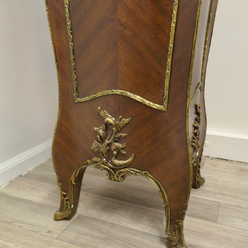 LARGE FRENCH ROCOCO WALNUT AND ORMOLU PEDESTAL - ADDITIONAL PHOTO 7