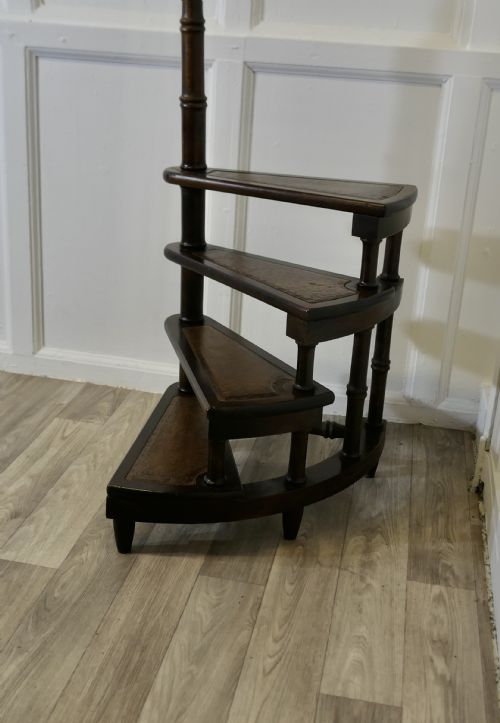 SPIRAL LIBRARY STEPS WITH TURNED SUPPORTS - ADDITIONAL PHOTO 4