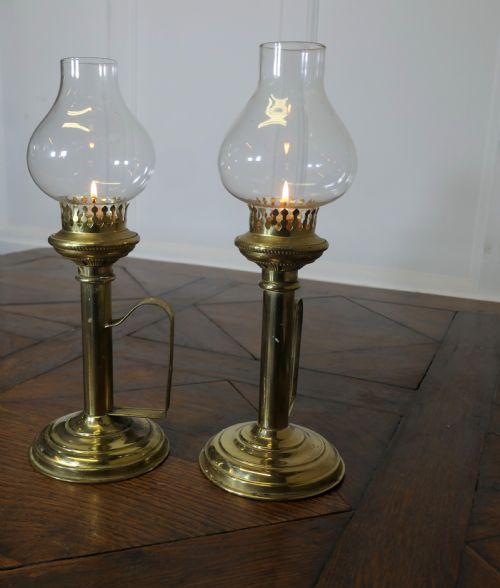 PAIR OF BRASS CANDLESTICKS WITH GLASS CHIMNEYS - ADDITIONAL PHOTO 1