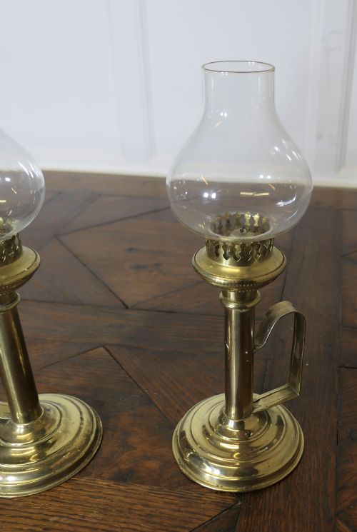 PAIR OF BRASS CANDLESTICKS WITH GLASS CHIMNEYS - ADDITIONAL PHOTO 7