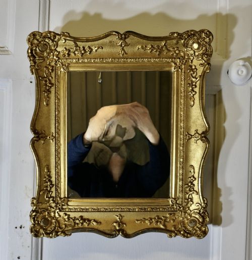 19TH CENTURY FRENCH BAROQUE GILT WALL MIRROR - ADDITIONAL PHOTO 1