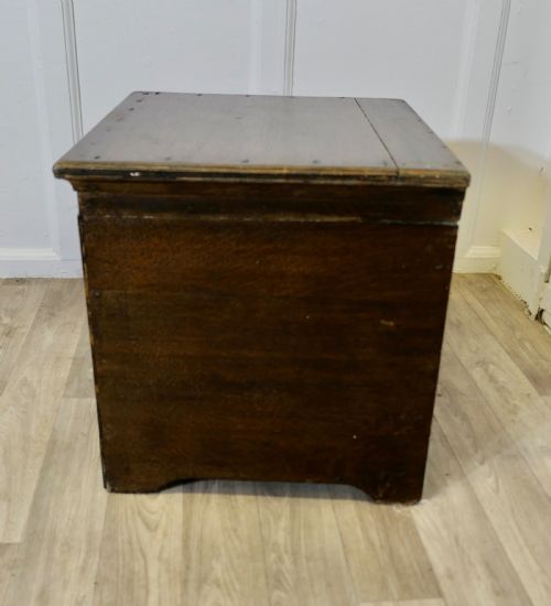 OLD STURDY OAK CHEST LOG BOX - ADDITIONAL PHOTO 4