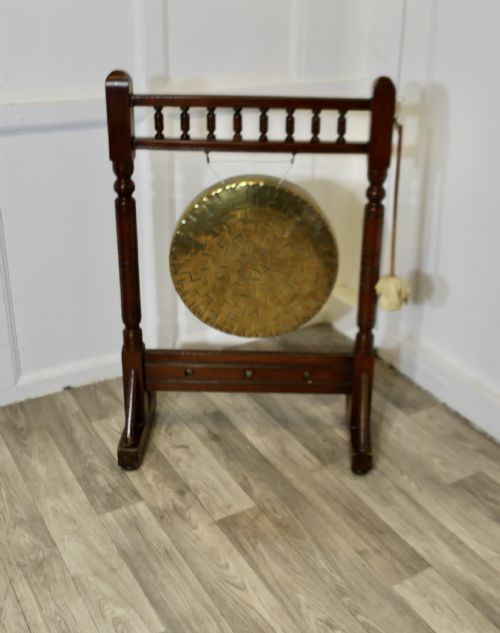 ARTS AND CRAFTS WALNUT DINNER GONG - ADDITIONAL PHOTO 3