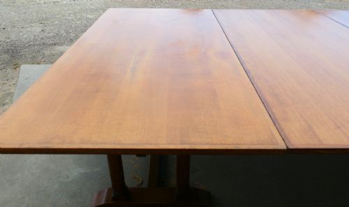 30 SEATER OAK BANQUETING TABLE ARTS CRAFTS BOARDROOM TABLE - ADDITIONAL PHOTO 2
