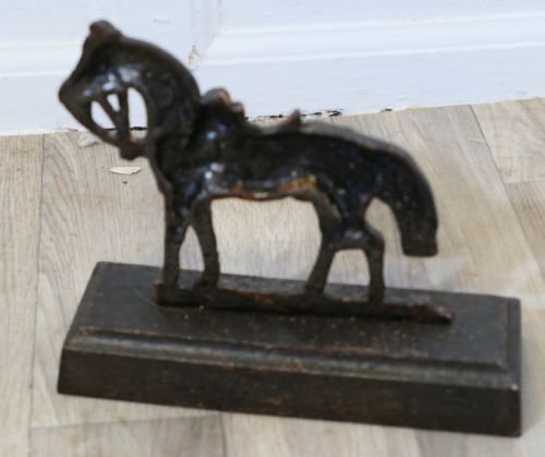 CAST IRON SADDLED HORSE DOOR STOP - ADDITIONAL PHOTO 4
