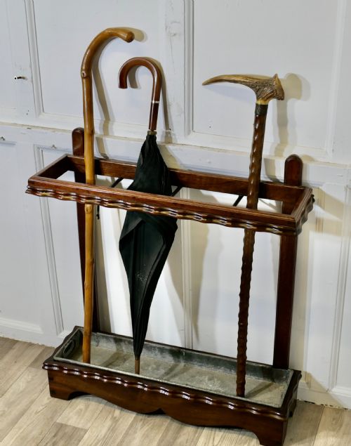 BEAUTIFUL WALNUT STICK STAND OR UMBRELLA STAND - ADDITIONAL PHOTO 9