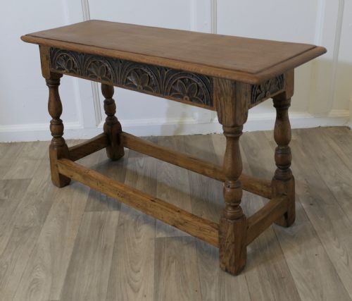ARTS AND CRAFTS CARVED COUNTRY GOLDEN OAK JOINT STOOL WINDOW SEAT HALL BENCH - ADDITIONAL PHOTO 4