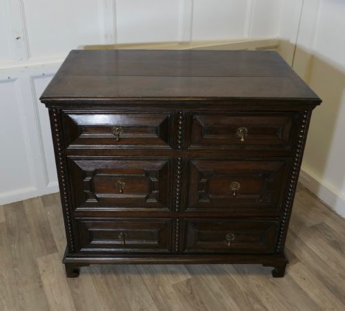 SMALL GEORGIAN OAK CHEST OF DRAWERS - ADDITIONAL PHOTO 1