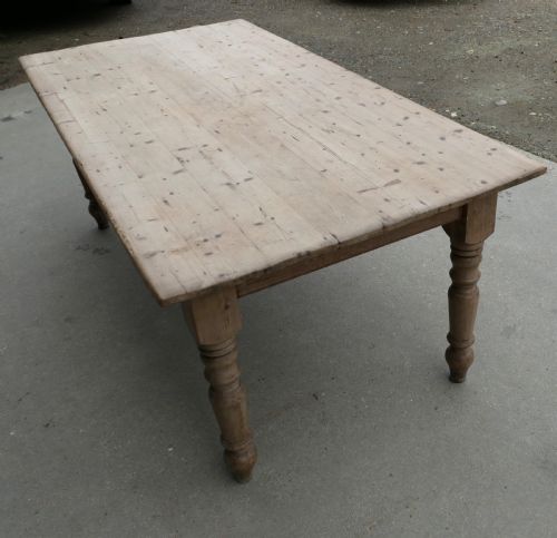 fig 1. Large Farmhouse Pine Table