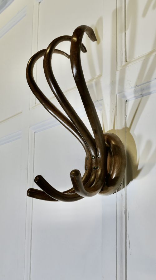 19TH CENTURY THONET BENT WOOD WALL HANGING COAT RACK - ADDITIONAL PHOTO 2