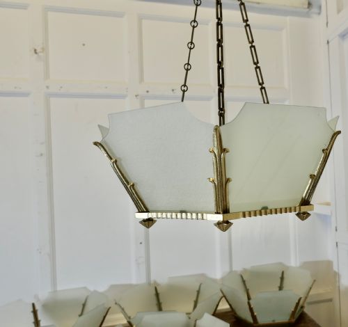 SET OF 6 ODEON STYLE OPALESCENT HANGING LIGHT SHADES - ADDITIONAL PHOTO 2
