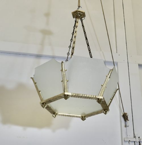 SET OF 6 ODEON STYLE OPALESCENT HANGING LIGHT SHADES - ADDITIONAL PHOTO 4