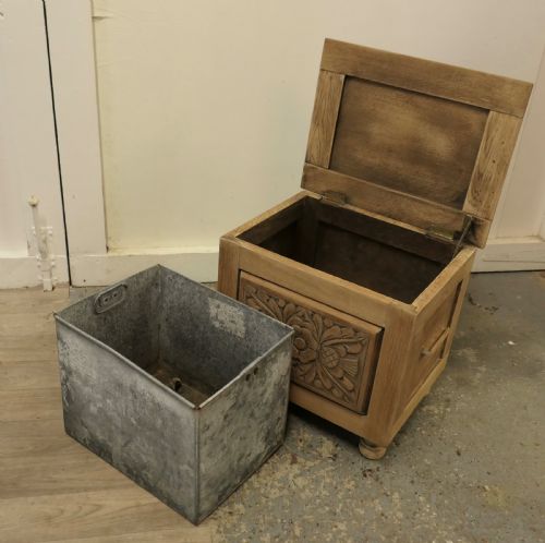 ARTS AND CRAFTS BLEACHED OAK PURDONIUM COAL BOX - ADDITIONAL PHOTO 5