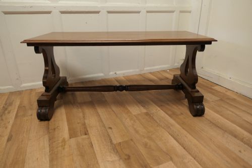 FINE QUALITY WALNUT COFFEE TABLE - ADDITIONAL PHOTO 5