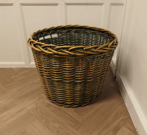 VERY LARGE ROUND WOVEN WILLOW LOG BASKET - ADDITIONAL PHOTO 4