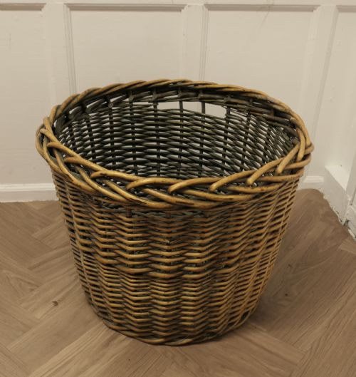 VERY LARGE ROUND WOVEN WILLOW LOG BASKET - ADDITIONAL PHOTO 5