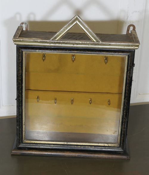 NIGHT PORTERS LINED KEY CUPBOARD - ADDITIONAL PHOTO 1