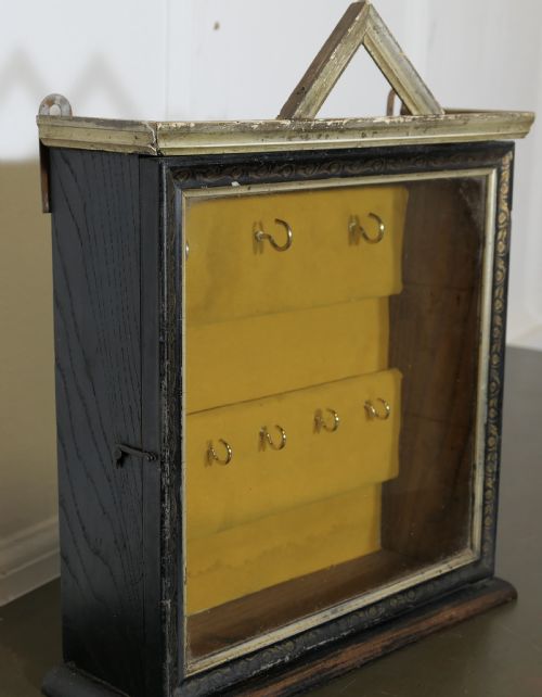 NIGHT PORTERS LINED KEY CUPBOARD - ADDITIONAL PHOTO 3