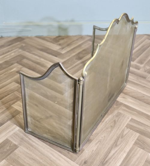 UNUSUAL 3 FOLD FRENCH BRASS FIRE GUARD - ADDITIONAL PHOTO 4