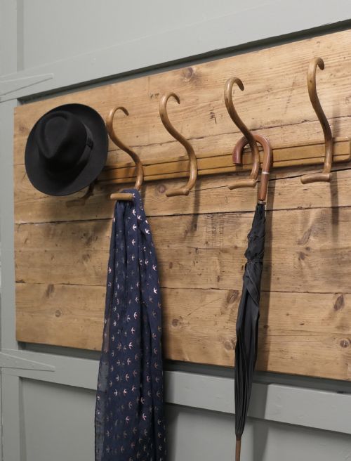 ROW OF 5 LARGE BENTWOOD HAT AND COAT HOOKS - ADDITIONAL PHOTO 7