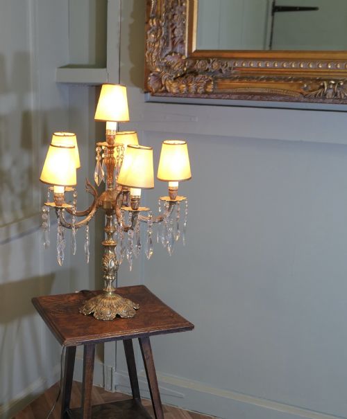 FRENCH BRASS AND CRYSTAL 6 BRANCH CHANDELIER TABLE LAMP GIRANDOLE - ADDITIONAL PHOTO 4