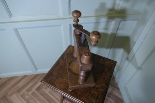 A 19TH CENTURY FRENCH DAIRY CHEESE PRESS - ADDITIONAL PHOTO 2