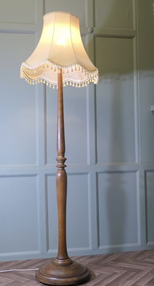 TALL TURNED BEECH FLOOR LAMP STANDARD LAMP - ADDITIONAL PHOTO 5
