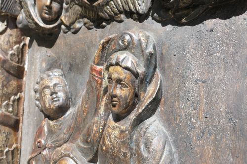 LARGE EUROPEAN MEDIAEVAL OAK CARVING OF CHRIST IN THE TOMB - ADDITIONAL PHOTO 11