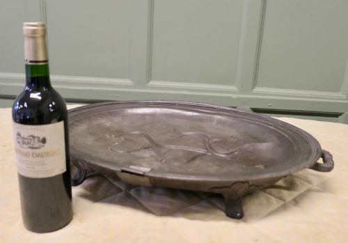 AN EARLY LARGE PEWTER MEAT PLATTER BY SHAW AND STEWART - ADDITIONAL PHOTO 2