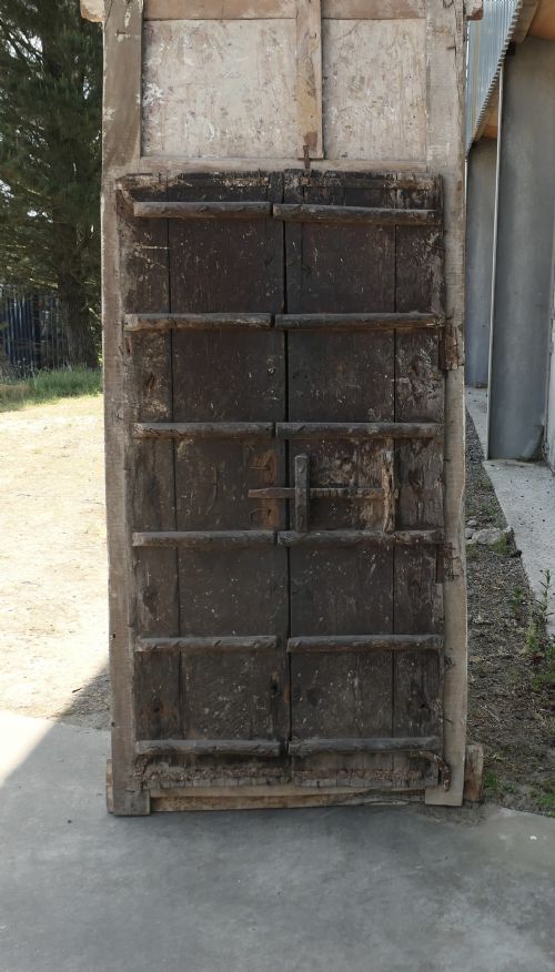 VIBRANT INDIAN PAINTED DOORS IN ORIGINAL FRAME WALL ART - ADDITIONAL PHOTO 5