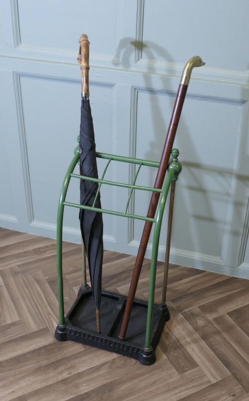 A VICTORIAN BRASS AND CAST IRON WALKING STICK STAND OR UMBRELLA STAND - ADDITIONAL PHOTO 5