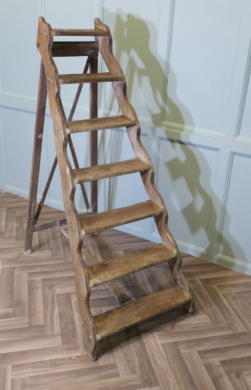 19TH CENTURY PINE STEP LADDER - ADDITIONAL PHOTO 2