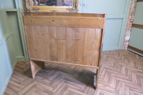 HIGH BACK PINE SETTLE FIRESIDE PUB BENCH - ADDITIONAL PHOTO 2