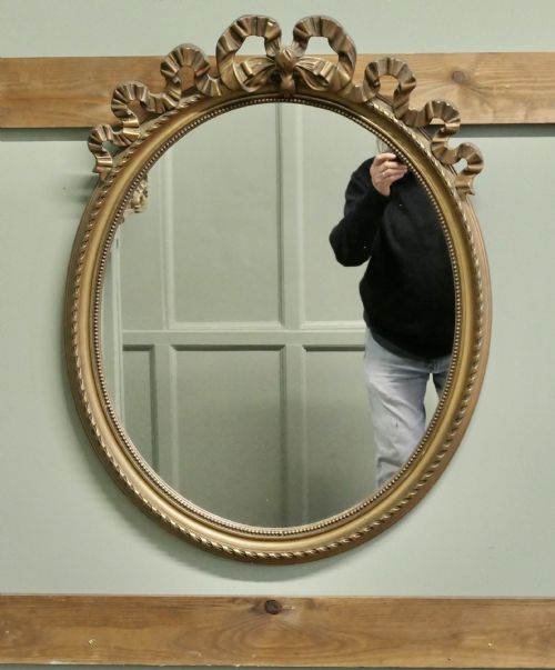 OVAL WALL HANGING GILT MIRROR DECORATED WITH RIBBONS - ADDITIONAL PHOTO 1