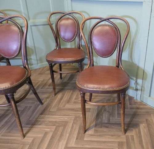 SET OF 4 THONET BISTRO BENTWOOD CHAIRS - ADDITIONAL PHOTO 1