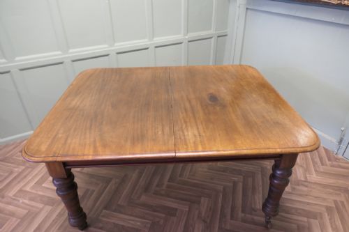 VICTORIAN EXTENDING DINING TABLE WITH 2 LEAVES - ADDITIONAL PHOTO 3