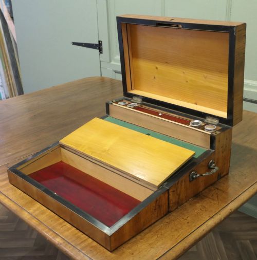 18TH CENTURY SATINWOOD TRAVELING WRITING SLOPE OR LAP DESK - ADDITIONAL PHOTO 4