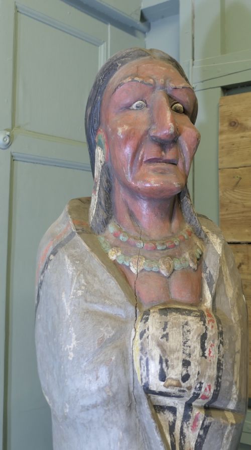LARGE CARVED CIGAR STORE INDIAN SHOP TRADE SIGN - ADDITIONAL PHOTO 1