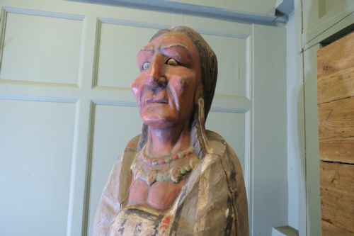 LARGE CARVED CIGAR STORE INDIAN SHOP TRADE SIGN - ADDITIONAL PHOTO 5