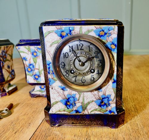 19TH CENTURY FRENCH PORCELAIN CLOCK SET - ADDITIONAL PHOTO 1