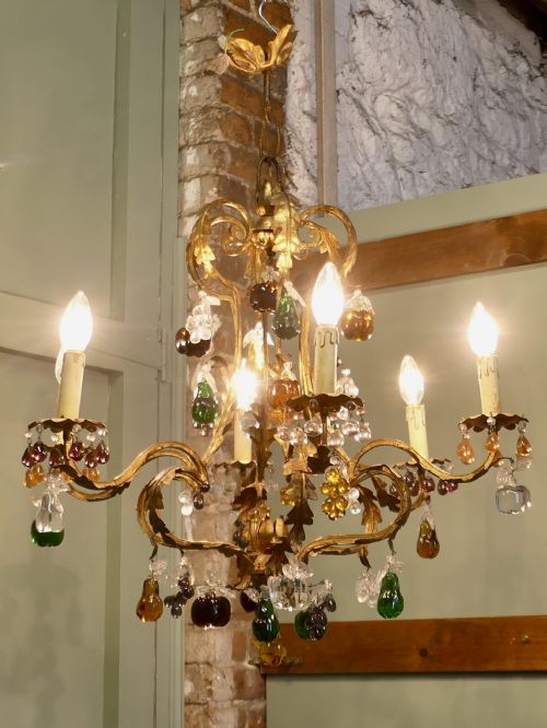 6 ARM CRYSTAL CHANDELIER HUNG WITH COLOURED FRUITS - ADDITIONAL PHOTO 2