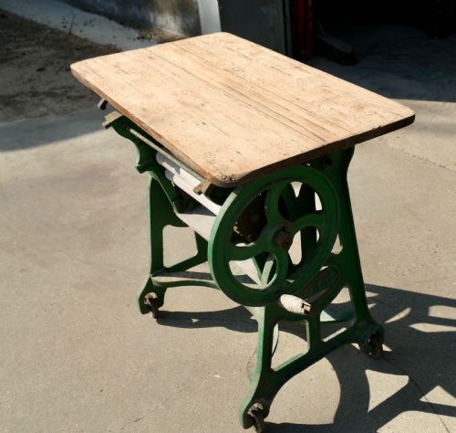 PINE TOP MANGLE OR CASTIRON INDUSTRIAL GARDEN TABLE - ADDITIONAL PHOTO 5