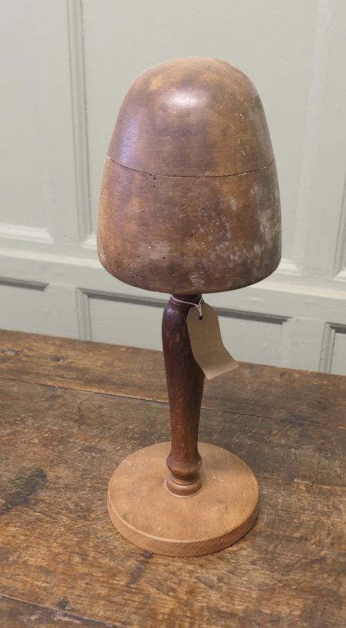 BRETTON OAK AND WALNUT MILLINERS HAT FORM - ADDITIONAL PHOTO 4